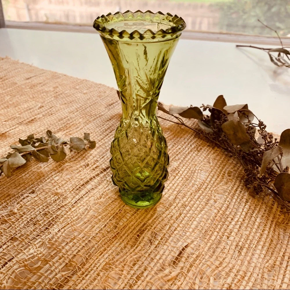 Vintage Green Glass Vase - Picture 6 of 6